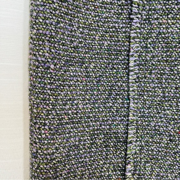 Tribal tweed pencil skirt with a front zipper slit - Picture 2 of 8